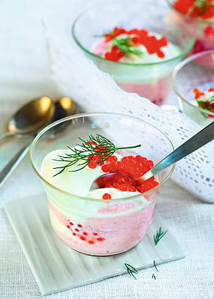 Graved-Lachs-Mousse mit Forellenkaviar