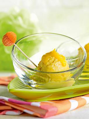 Frozen Yoghurt mit Mango