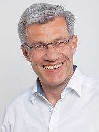 Dr. Claus-Peter Fritz